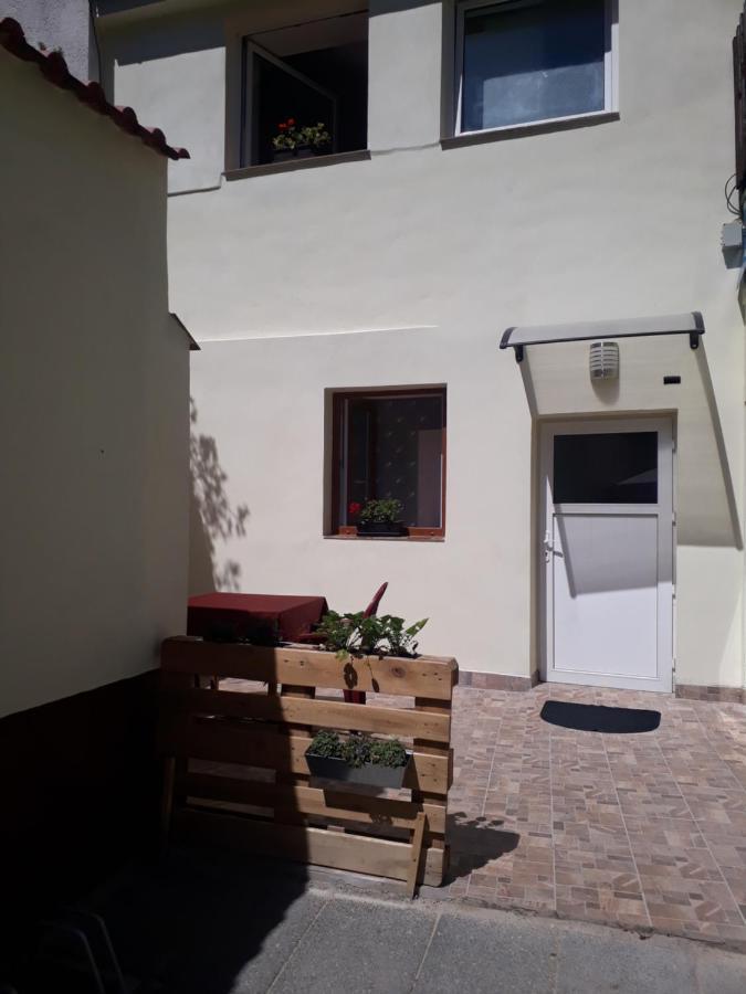 Apartmany Karlstejn Luaran gambar