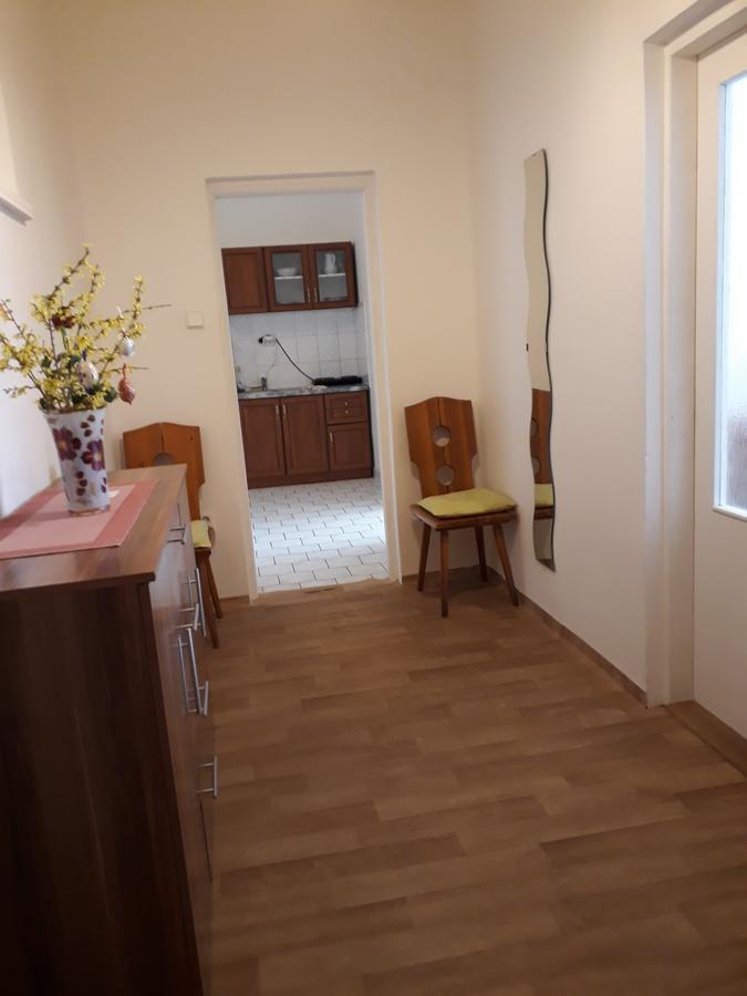 Apartmany Karlstejn Luaran gambar