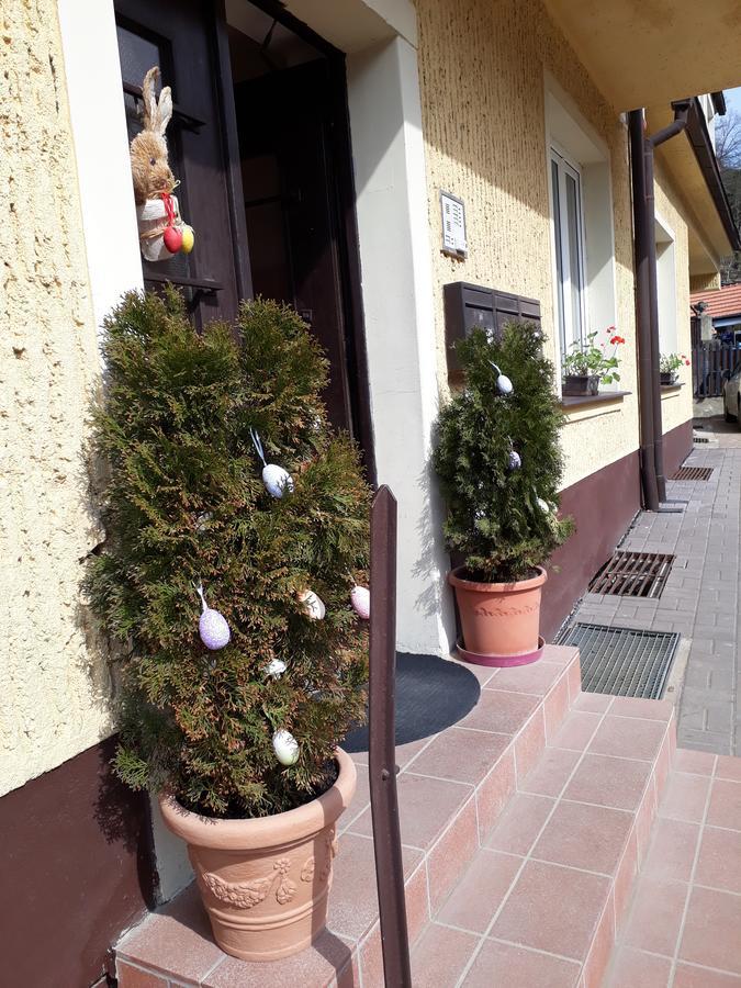 Apartmany Karlstejn Luaran gambar