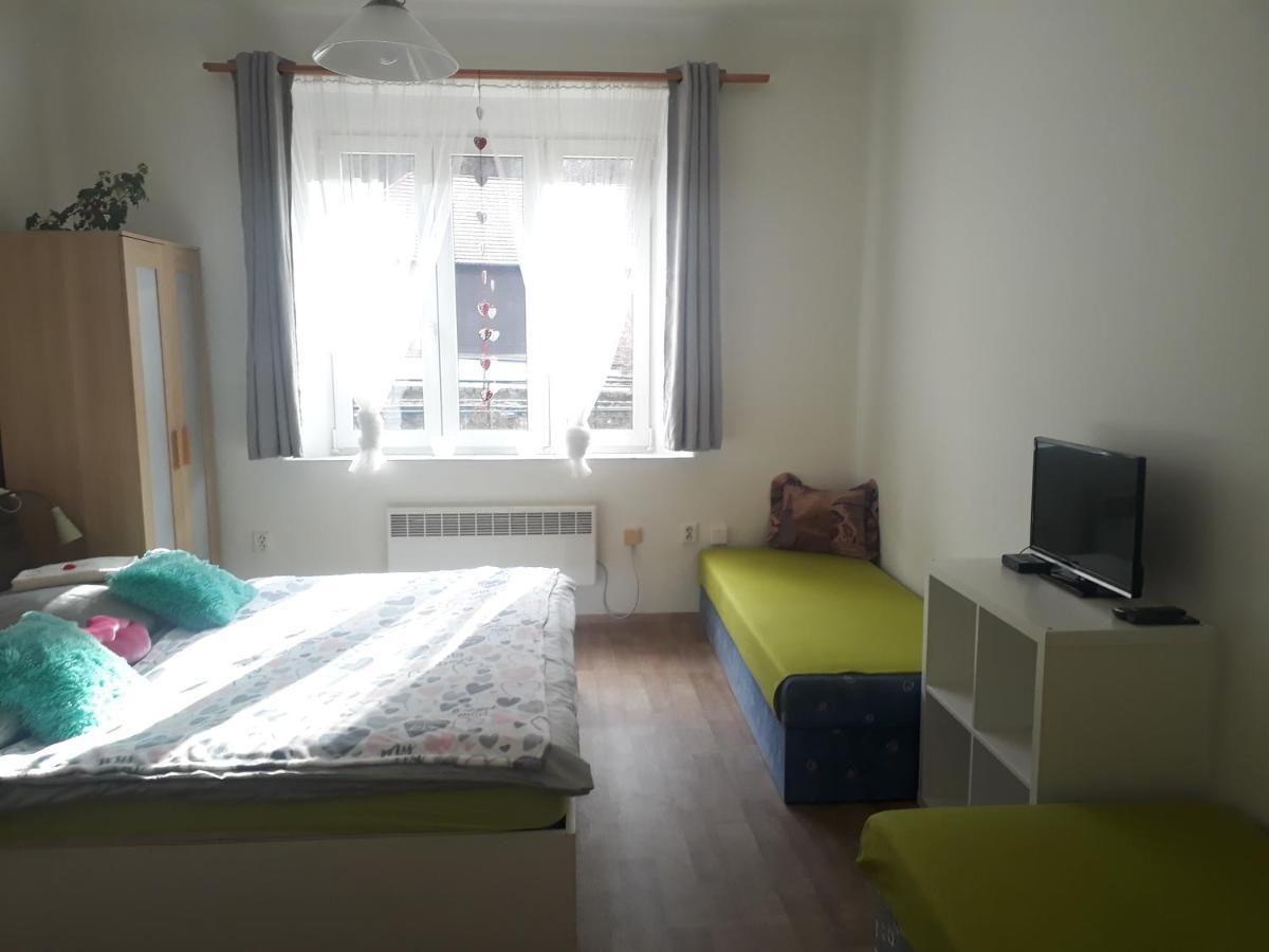 Apartmany Karlstejn Luaran gambar