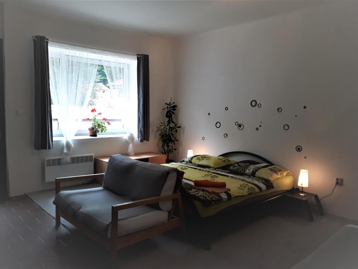 Apartmany Karlstejn Luaran gambar